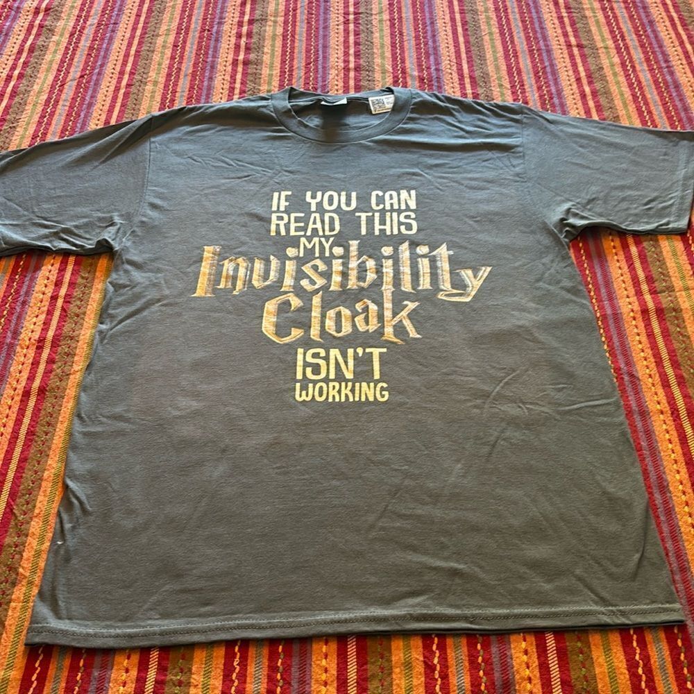 Invisibility Cloak t-shirt size medium